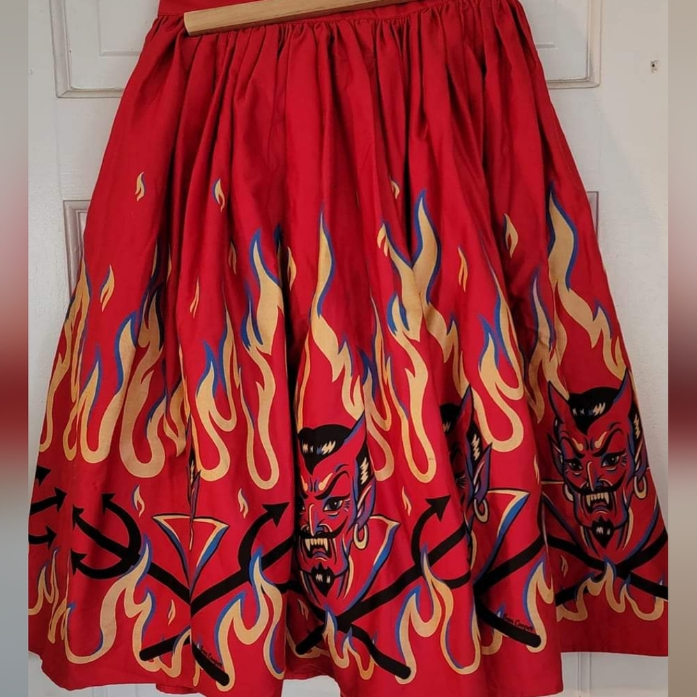 Vixen by Micheline' Ben Cooper Devil Swing Skirt